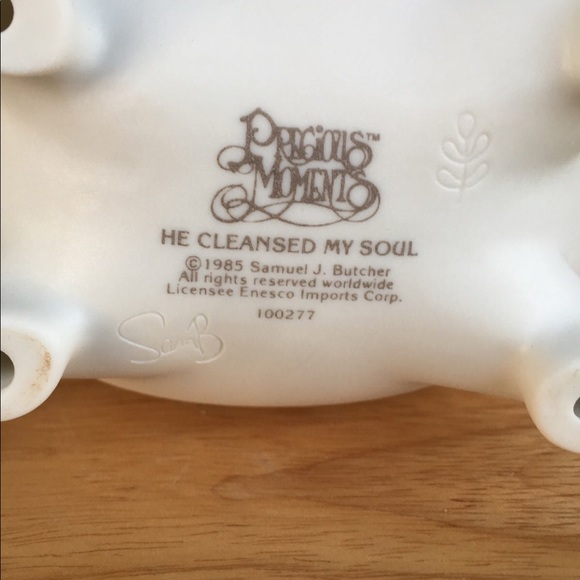 Precious moments he cleansed my soul porcelain figurine NWT - Picture 3 of 3
